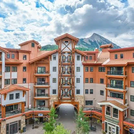 Resort_sq